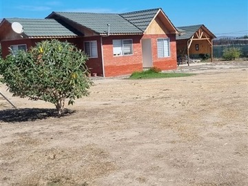Parcela en venta en Los Queltehues, Olmué - 5 dormitorios, 4 baños