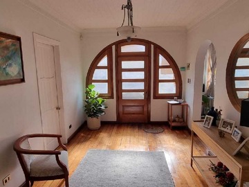 Casa en venta en VENTA Casa Estilo Español, Ñuñoa 320m2 (181987), Ñuñoa - 4 dormitorios, 2 baños