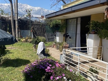 Casa en venta en Walker Martinez y Palena, La Florida - 2 dormitorios, 2 baños