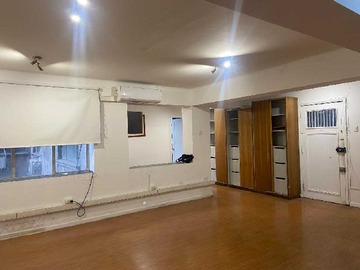 Oficina en venta en Venta de oficina en Edificio Galeria Pacifico (155704), Santiago - 2 dormitorios, 2 baños