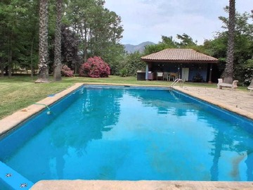 Casa en venta en Jardín y Piscina (139298), Isla de Maipo - 4 dormitorios, 4 baños