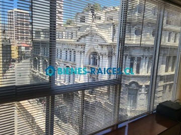 Oficina en venta en Esmeralda 953, Valparaíso - 1 baño