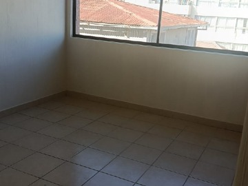Departamento en arriendo mensual en Arriendo Departamento Sector Agua Santa - 2 dormitorios, 1 baño