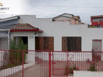 Casa en venta en Excelente Oportunidad de Inversión Llolleo Ubicación Privilegiada - 3 dormitorios, 2 baños