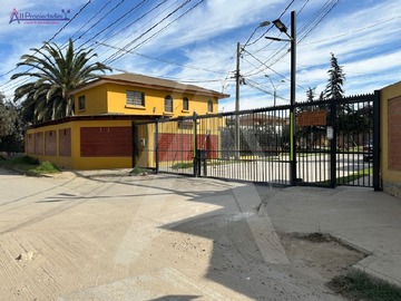 Casa en venta en La herradura, Coquimbo - 4 dormitorios, 3 baños