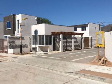 Casa en venta en Eloísa Poppe, Coquimbo - 3 dormitorios, 2 baños