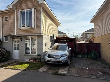 Casa en arriendo mensual en Condominio las Bandurrias II Malloco - 3 dormitorios, 2 baños