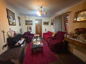 Casa en venta en El Parque 1075, Peñalolén - 3 dormitorios, 1 baño