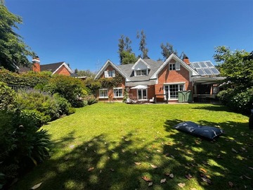 Casa en venta en La foresta, Las Condes - 7 dormitorios, 6 baños