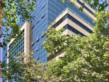 Oficina en arriendo mensual en Arrienda Oficina 603 M2 UF 241 Nueva Lyon Providencia - 4 baños