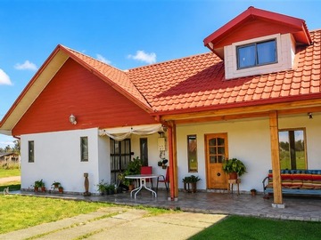 Casa en venta en Parcela con Casa en Parque Lantaño Chillan, Chillán - 4 dormitorios, 2 baños