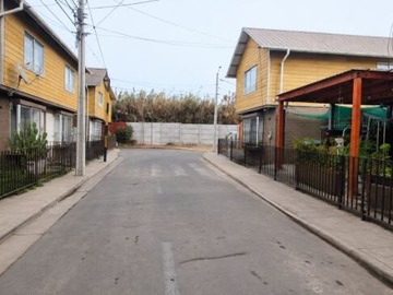 Casa en venta en Avda. Sta Cruz, condominio Turín, casa 25, La Cruz - 3 dormitorios, 3 baños