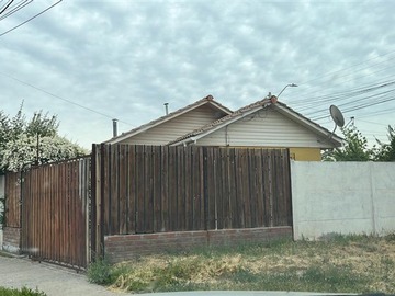 Casa en arriendo mensual en Los andes, Los Andes - 3 dormitorios, 2 baños