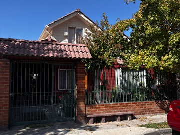 Casa en venta en Bella Casa en Pasaje Micro Barrio Cerro el Paraguas - 3 dormitorios, 2 baños