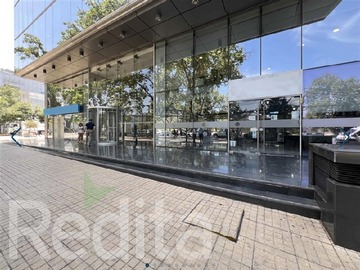 Local Comercial en arriendo mensual en Sector Costanera Center, Providencia - 1 baño