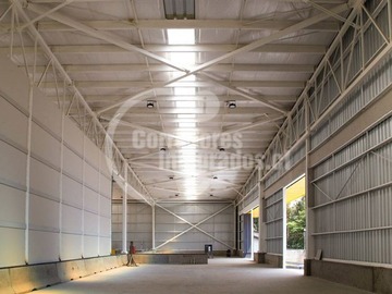 Bodega en arriendo mensual en Panamericana Sur / Padre Las Casas., Padre Las Casas