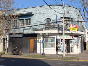 Casa en venta en Habitacional y Comercial en 2do piso (70050), Providencia - 6 dormitorios, 2 baños