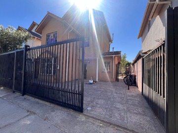 Venta / Casa / Lampa