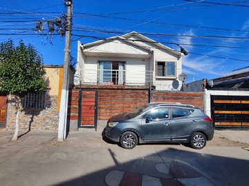 Casa en venta en La disputada, Pudahuel - 3 dormitorios, 2 baños