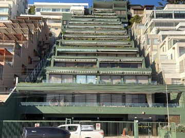 Departamento en venta en Vendo depto 261 m2, vista al mar 4d 3b 2 estac, Viña del Mar - 4 dormitorios, 3 baños