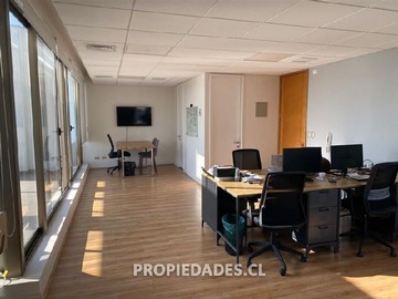 Oficina en venta en Av. Las Condes - Cantagallo - Puente Nuevo, Las Condes - 1 dormitorio, 2 baños