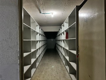Bodega en arriendo mensual en Av. Vitacura 2900, Las Condes