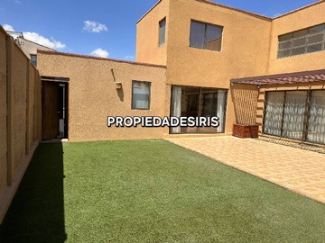 Casa en venta en Villa Atacama, Calama - 5 dormitorios, 5 baños