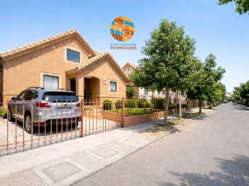 Casa en venta en Casa de 2 pisos, en venta, 3d+2b+ piscina, la florida., La Florida - 3 dormitorios, 2 baños