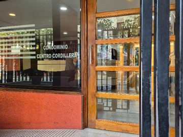 Departamento en arriendo mensual en Avenida Santa Isabel, Santiago - 3 dormitorios, 2 baños