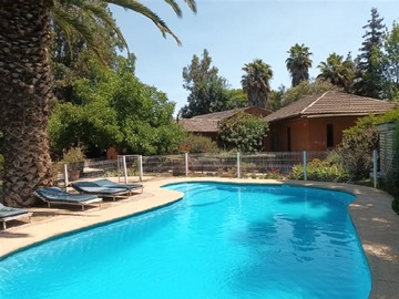 Casa en venta en Calera de Tango, Calera de Tango - 5 dormitorios, 5 baños
