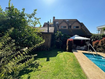Casa en venta en Concón, Lomas de Montemar, Concón - 6 dormitorios, 5 baños