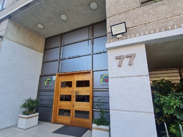 Departamento en venta en Avenida España 77, Santiago, Región Metropolitana de Santiago 8320000, Chile, Santiago - 2 dormitorios, 2 baños