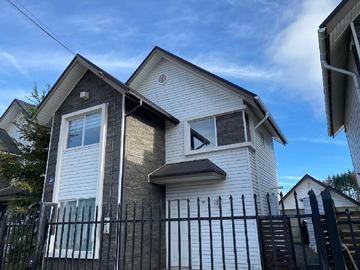 Casa en arriendo mensual en Jardín Floresta, Villarrica - 2 dormitorios, 2 baños