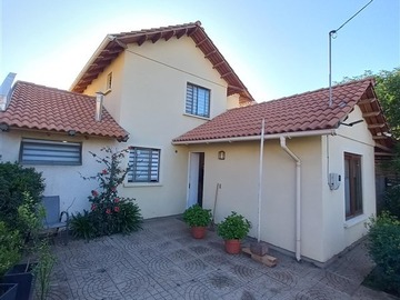 Casa en venta en Las rosas, Machalí - 3 dormitorios, 3 baños