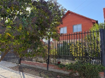 Casa en venta en Bicentenario, Talca - 4 dormitorios, 2 baños