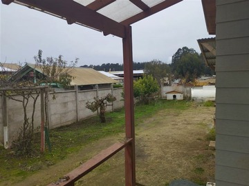 Casa en venta en Avenida Las Salinas / Pasaje José Vera, El Tabo - 4 dormitorios, 2 baños