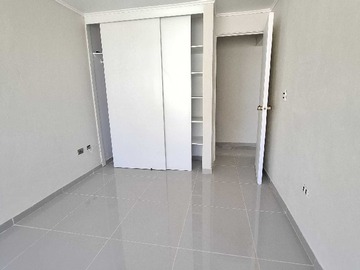 Departamento en arriendo mensual en Departamento cercano a la Gruta de Lourdes. (172910), Viña del Mar - 3 dormitorios, 2 baños