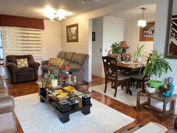 Venta / Casa / Villa Alemana