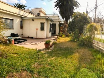 Casa en venta en Campo de Deporte - Grecia, Ñuñoa - 6 dormitorios, 4 baños
