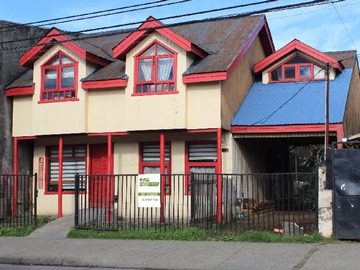 Casa en venta en Gabriela Mistral 332, Castro - 4 dormitorios, 2 baños