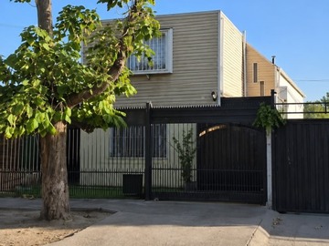 Casa en venta en ., San Bernardo - 4 dormitorios, 4 baños