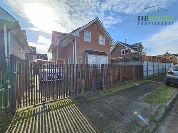 Casa en arriendo mensual en Amoblada en sector residencial Mirador, Puerto Varas - 3 dormitorios, 2 baños