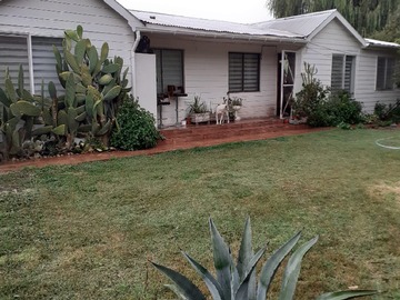 Casa en venta en Caletera oriente Panamericana, Paine - 5 dormitorios, 2 baños
