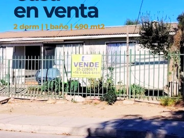 Casa en venta en Oportunidad Unica Casa Independiente de Un Piso en Amplio Terreno - 2 dormitorios, 1 baño