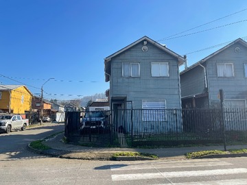 Casa en venta en Casa Esquina 2 Pisos, En Cajón - 3 dormitorios, 1 baño