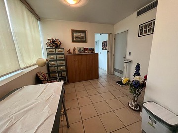 Oficina en venta en Bucarest / gral holley, Providencia - 2 dormitorios, 2 baños