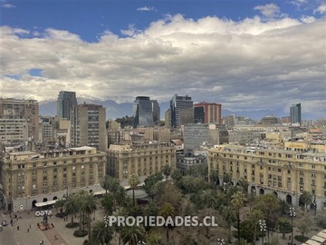 Oficina en venta en Catedral / Plaza de Armas, Santiago - 6 dormitorios, 3 baños