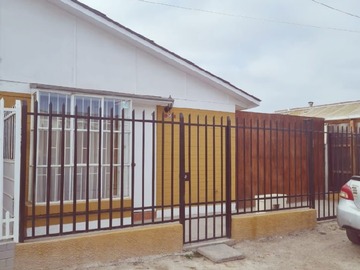 Casa en venta en Punta mira, Coquimbo - 3 dormitorios, 1 baño