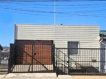 Casa en venta en José Miguel Carrera Verdugo, San Antonio - 3 dormitorios, 2 baños