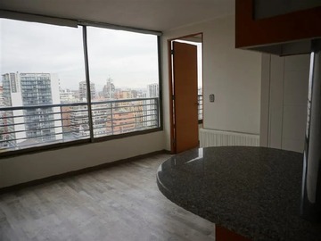 Departamento en arriendo mensual en Metro Escuela Militar, Las Condes - 1 dormitorio, 1 baño